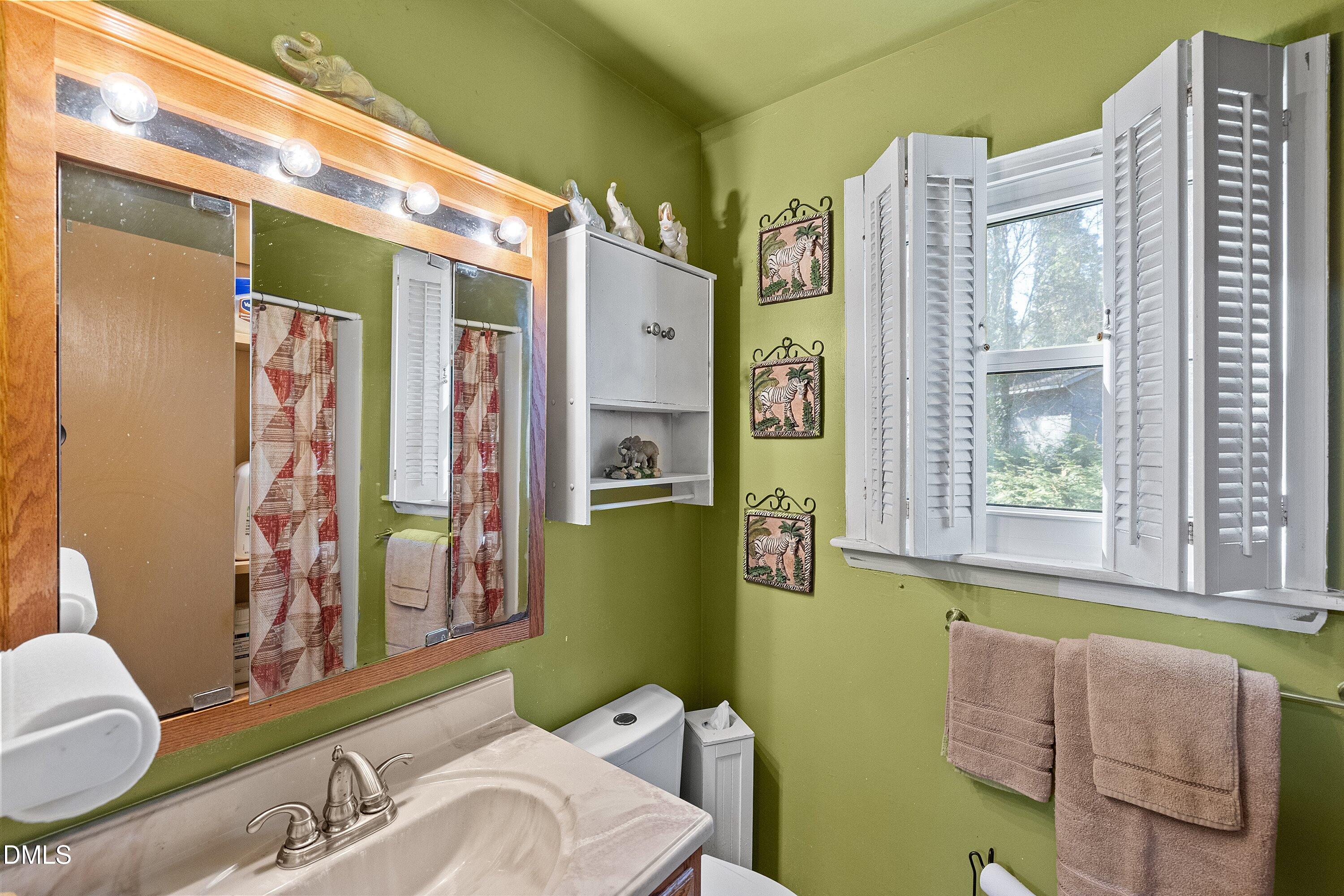 601 Wexford Drive Raleigh, NC 27603 - Photo 27 of 51 35-601 Wexford_8230