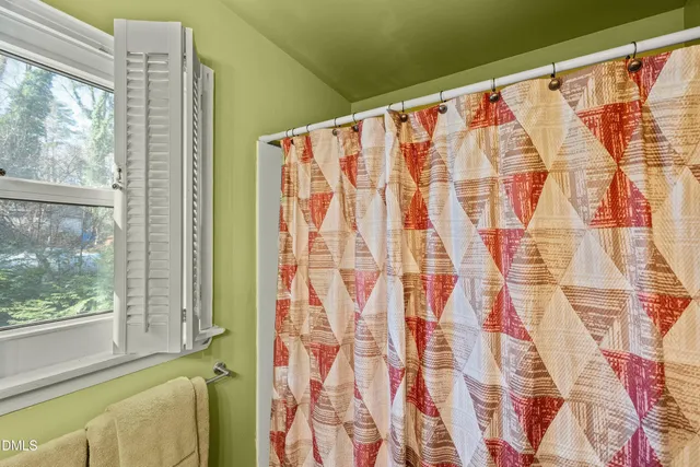 $240,000 | 601 Wexford Drive, Raleigh, NC 27603