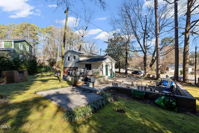 $240,000 | 601 Wexford Drive, Raleigh, NC 27603