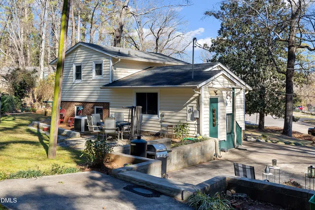 $240,000 | 601 Wexford Drive, Raleigh, NC 27603