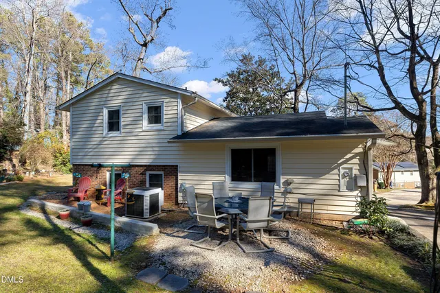 $240,000 | 601 Wexford Drive, Raleigh, NC 27603