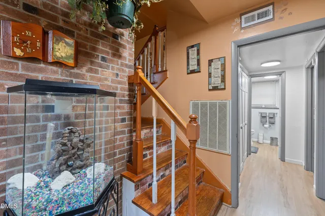 $240,000 | 601 Wexford Drive, Raleigh, NC 27603