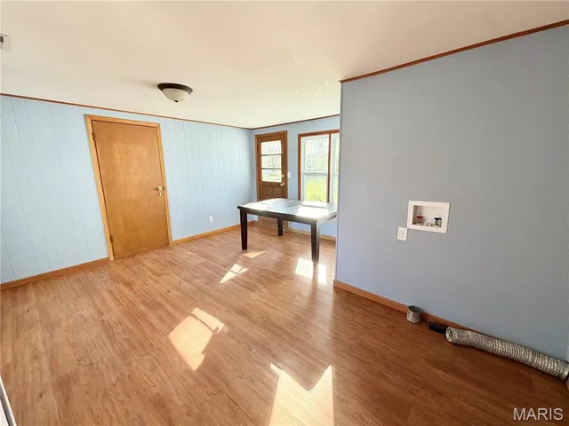 $179,900 | 100 South Maple Street, Bellflower, MO 63333