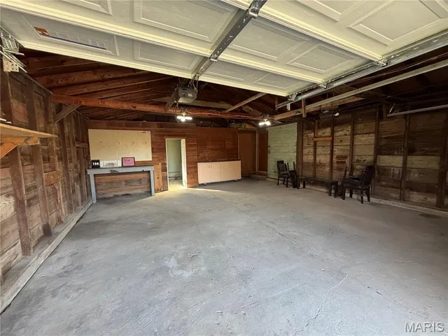 $179,900 | 100 South Maple Street, Bellflower, MO 63333