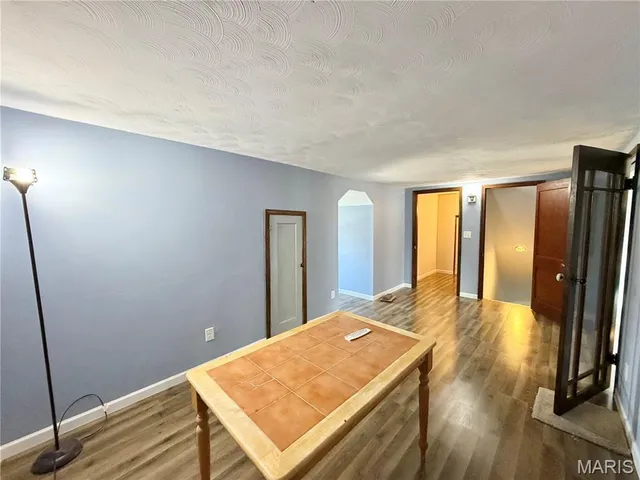 $179,900 | 100 South Maple Street, Bellflower, MO 63333