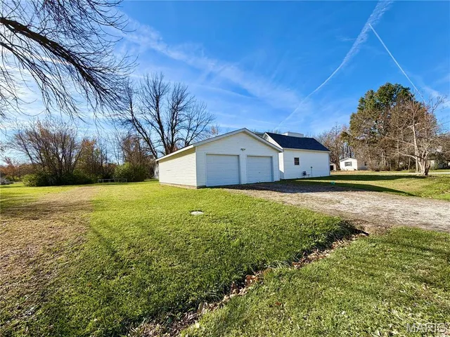 $179,900 | 100 South Maple Street, Bellflower, MO 63333