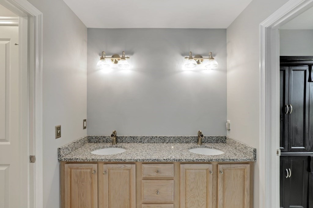 27 Maple Way Boylston, MA 01505 - Photo 31 of 42