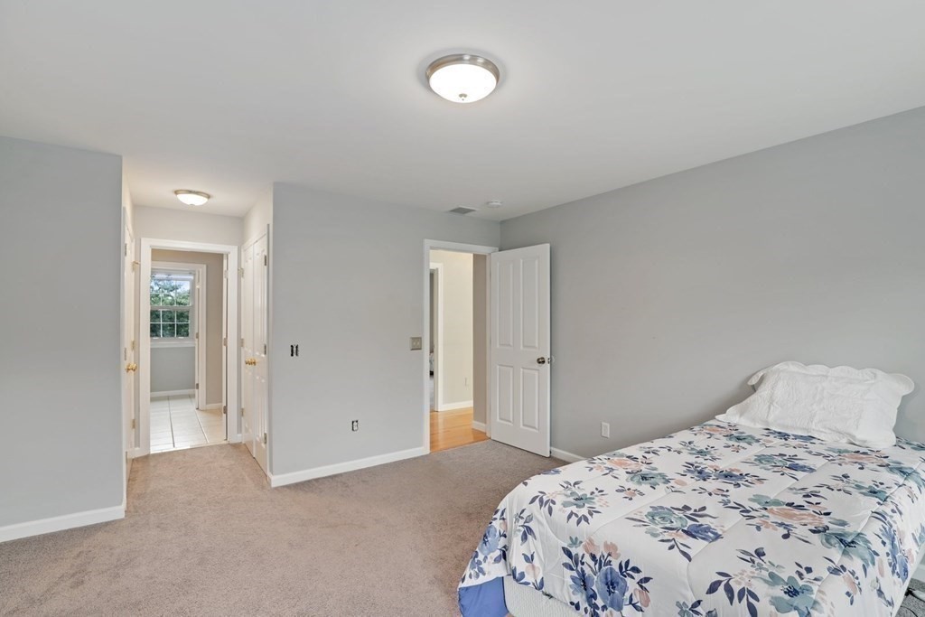 27 Maple Way Boylston, MA 01505 - Photo 32 of 42