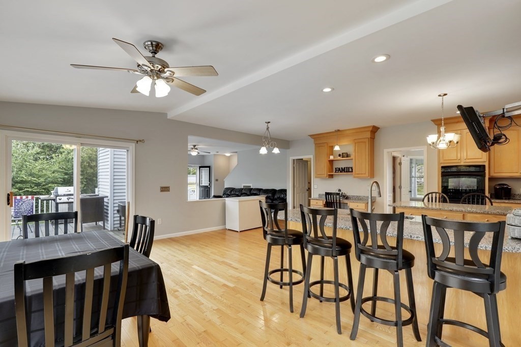 27 Maple Way Boylston, MA 01505 - Photo 9 of 42