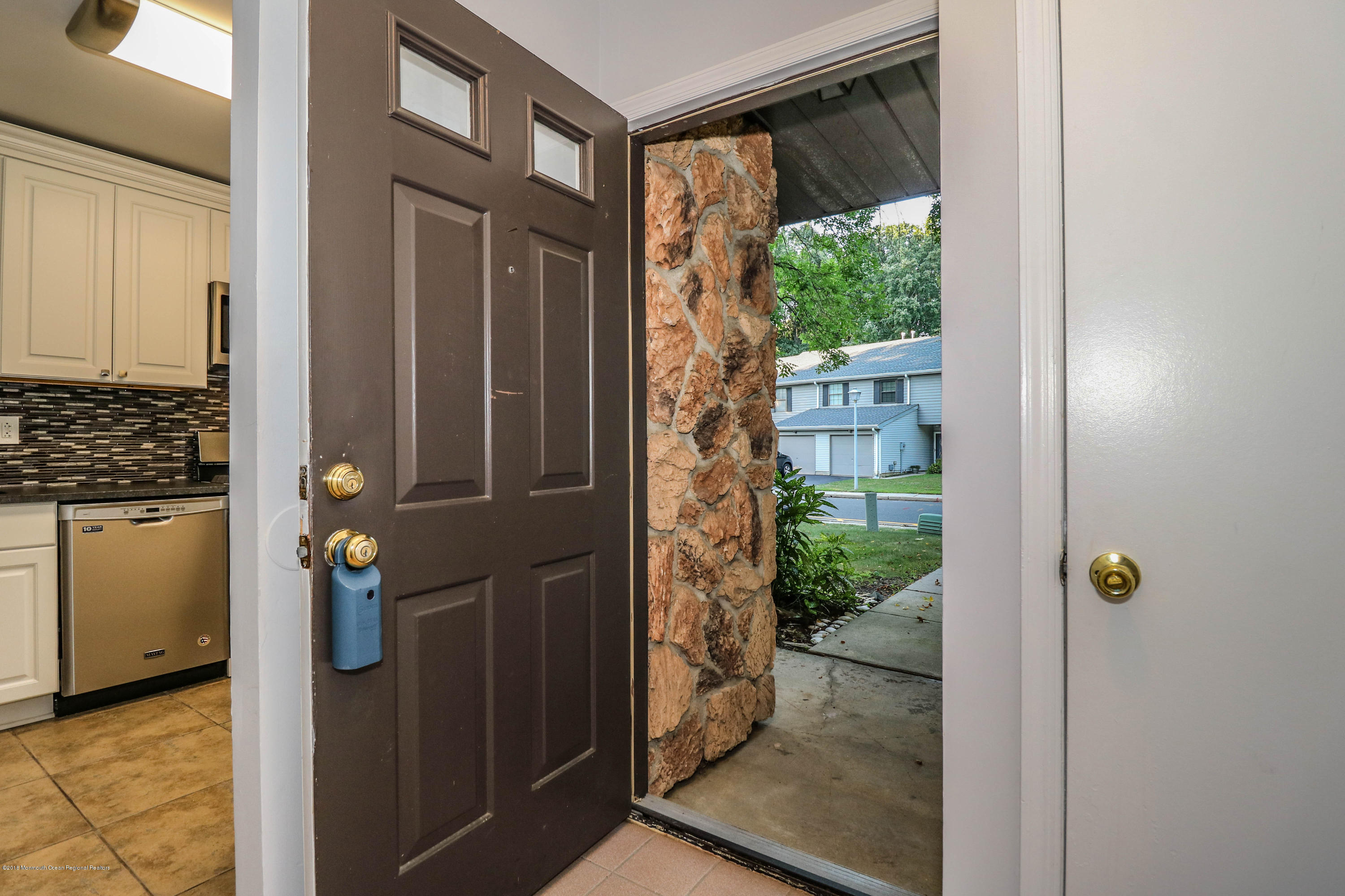 22 Hunters Oceanport, NJ 07757 - Photo 2 of 32 Foyer 1