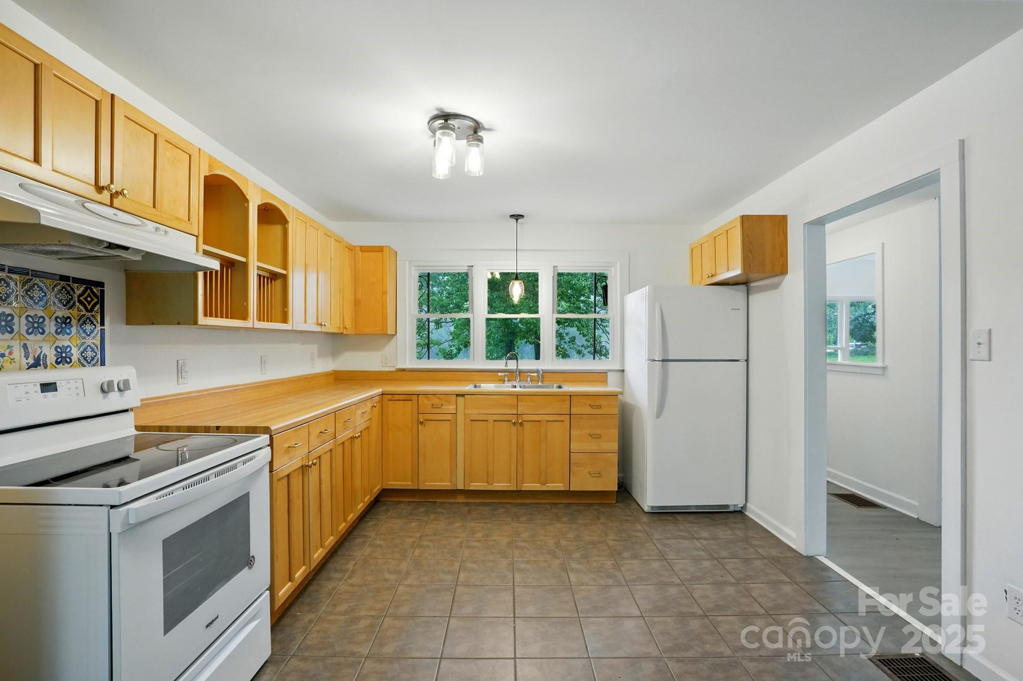 1038 Blake Road Albemarle, NC 28001 - Photo 11 of 43 Gallery Image 11
