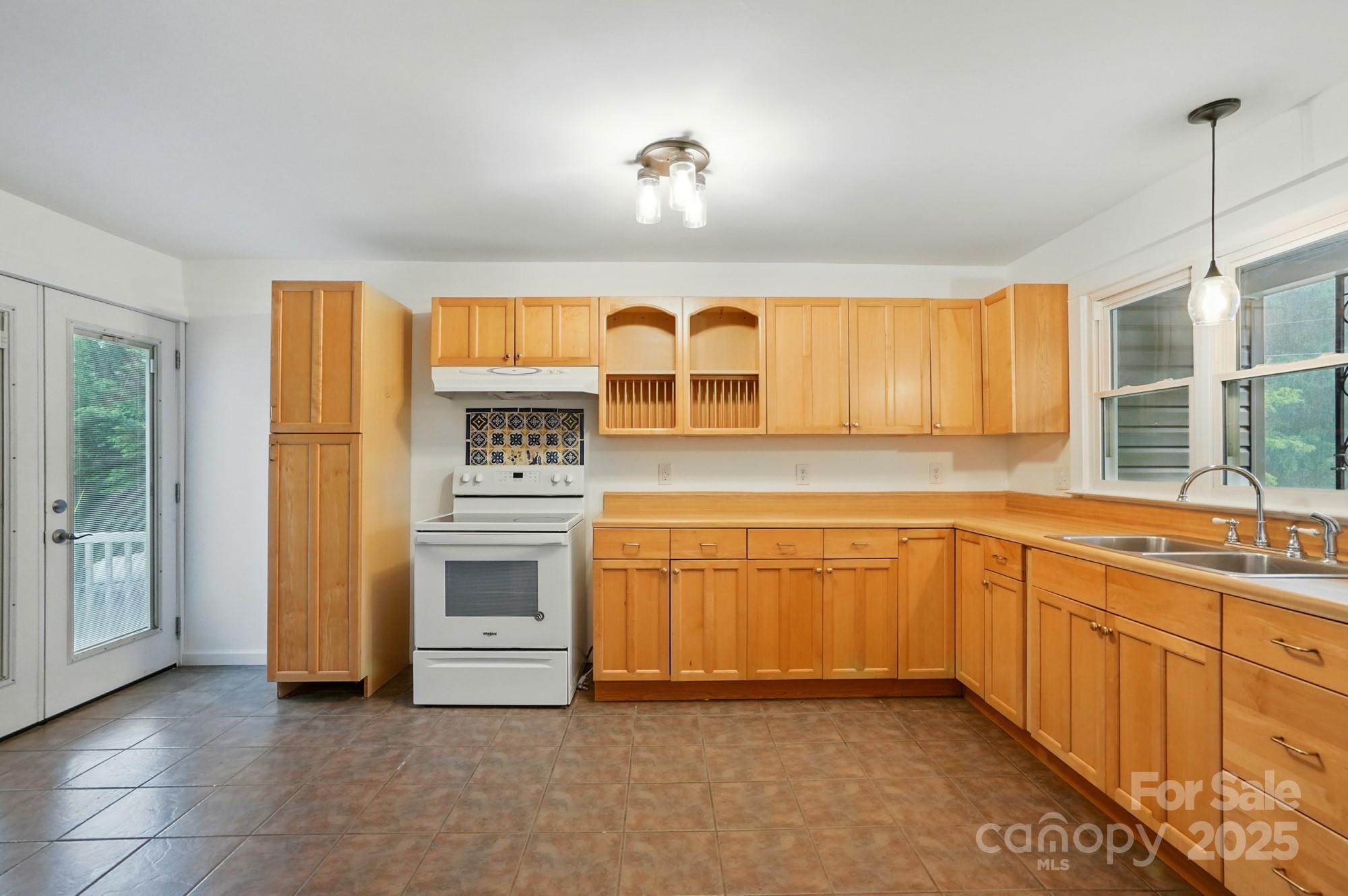 1038 Blake Road Albemarle, NC 28001 - Photo 9 of 43 Gallery Image 9
