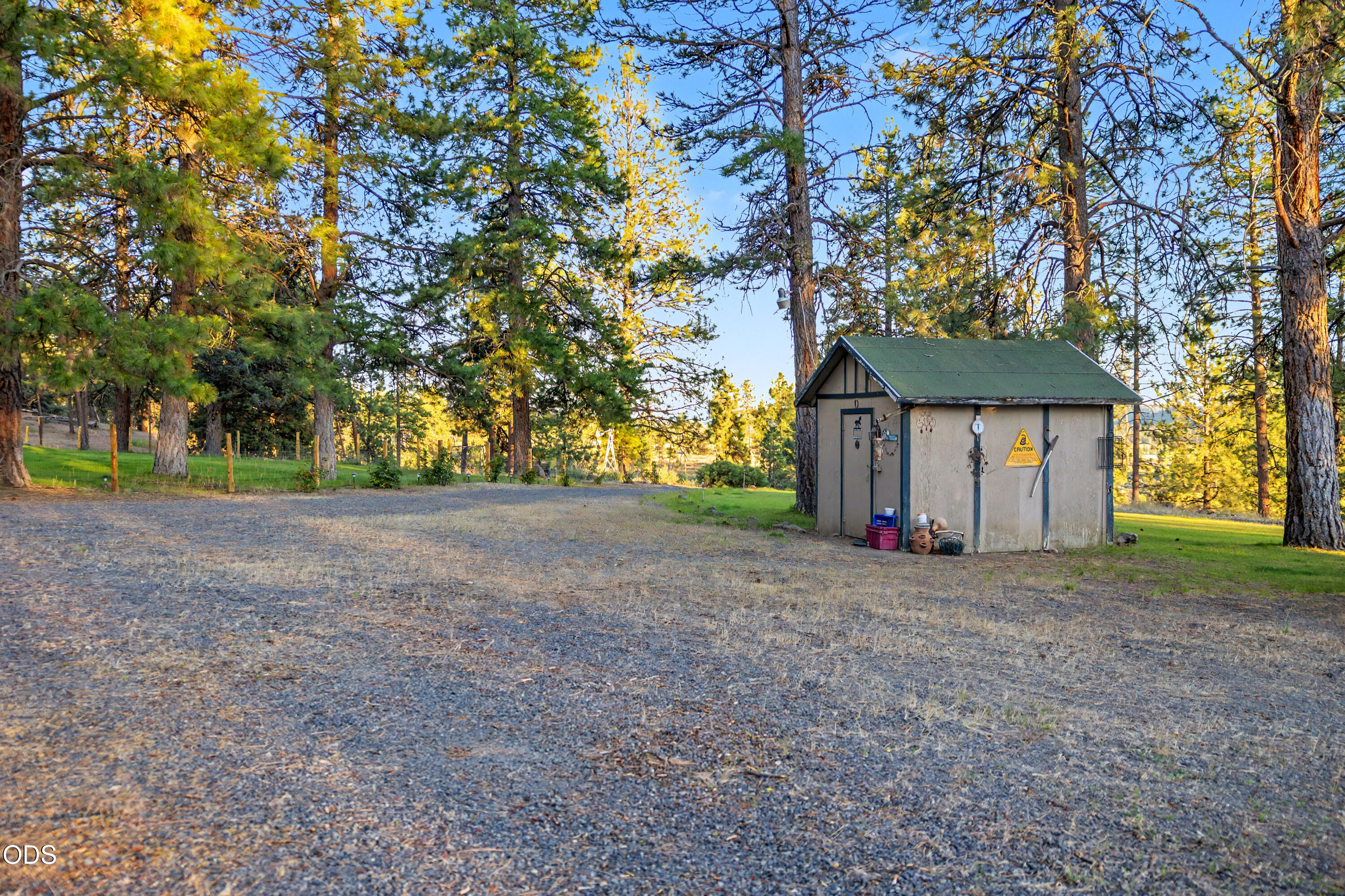 28333 Yonna Wood Road Bonanza, OR 97623 - Photo 44 of 61