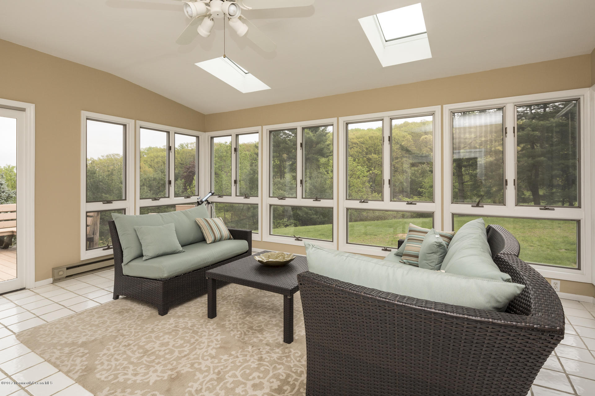 4 Highpoint Road Holmdel, NJ 07733 - Photo 14 of 33 NEW_21_Sunroom
