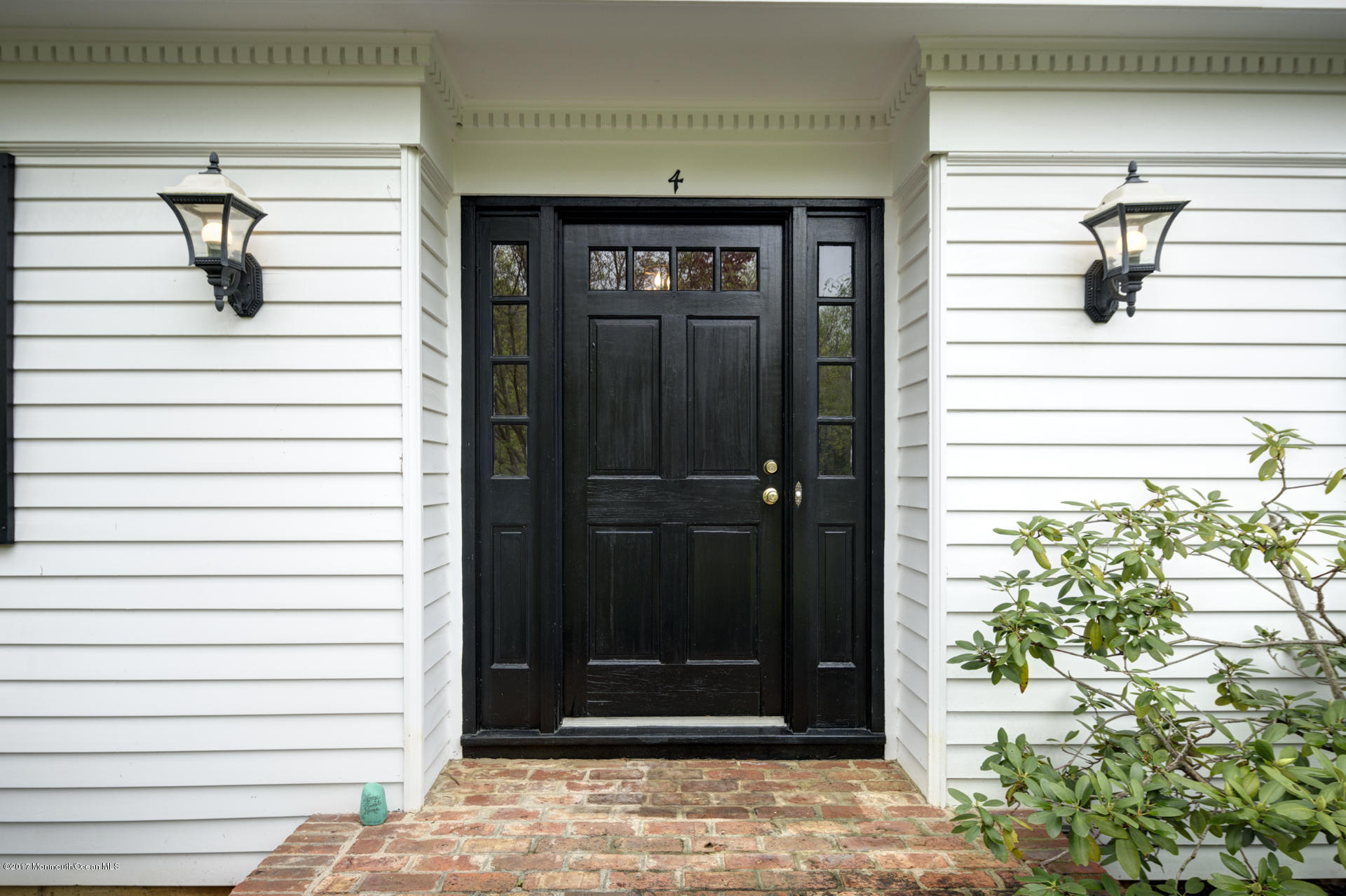4 Highpoint Road Holmdel, NJ 07733 - Photo 3 of 33 NEW_04_Front Entrance