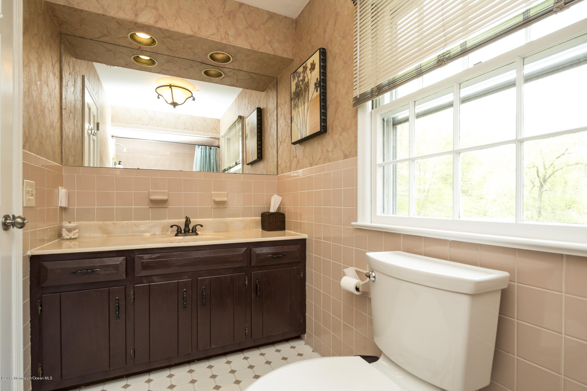4 Highpoint Road Holmdel, NJ 07733 - Photo 22 of 33 NEW_29_Bathroom-2