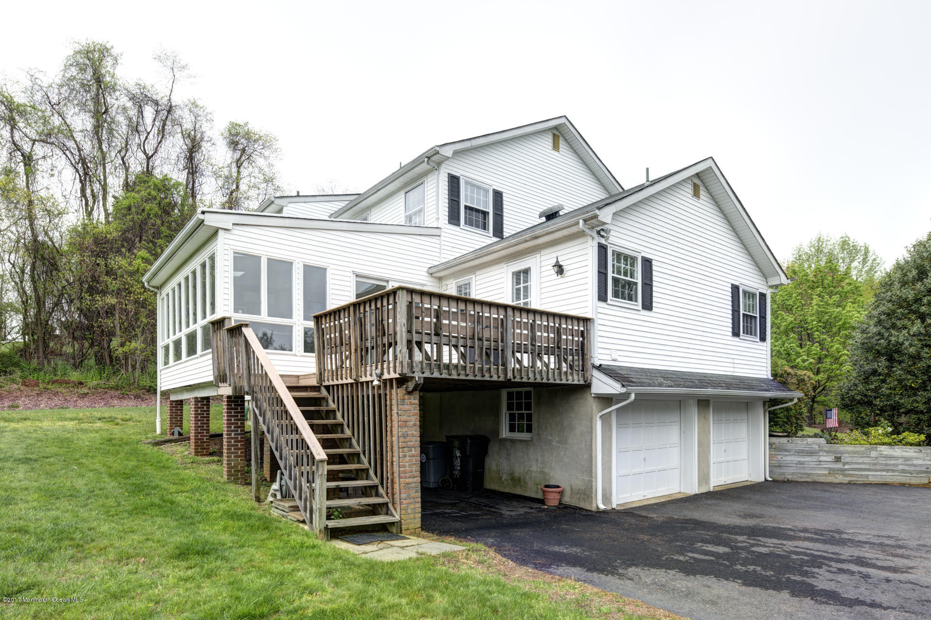 4 Highpoint Road Holmdel, NJ 07733 - Photo 31 of 33 NEW_38_House Back
