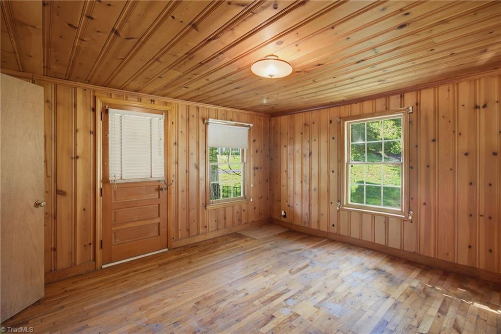 5650 Waller Road Pfafftown, NC 27040 - Photo 16 of 34 Gallery Image 16