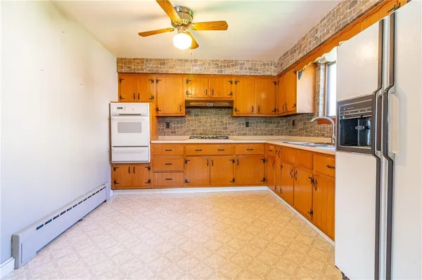 $99,900 | 323 Indiana Avenue, Avonmore, PA 15618