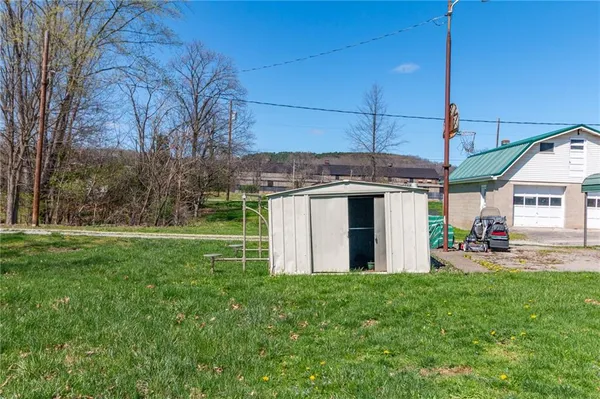 $99,900 | 323 Indiana Avenue, Avonmore, PA 15618
