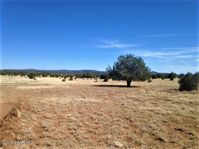 11275 West Rawhide Ranch Road Ash Fork, AZ 86320 - Photo 5 of 22 IMG_5127