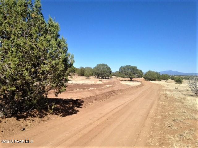 11275 West Rawhide Ranch Road Ash Fork, AZ 86320 - Photo 6 of 22 IMG_5128
