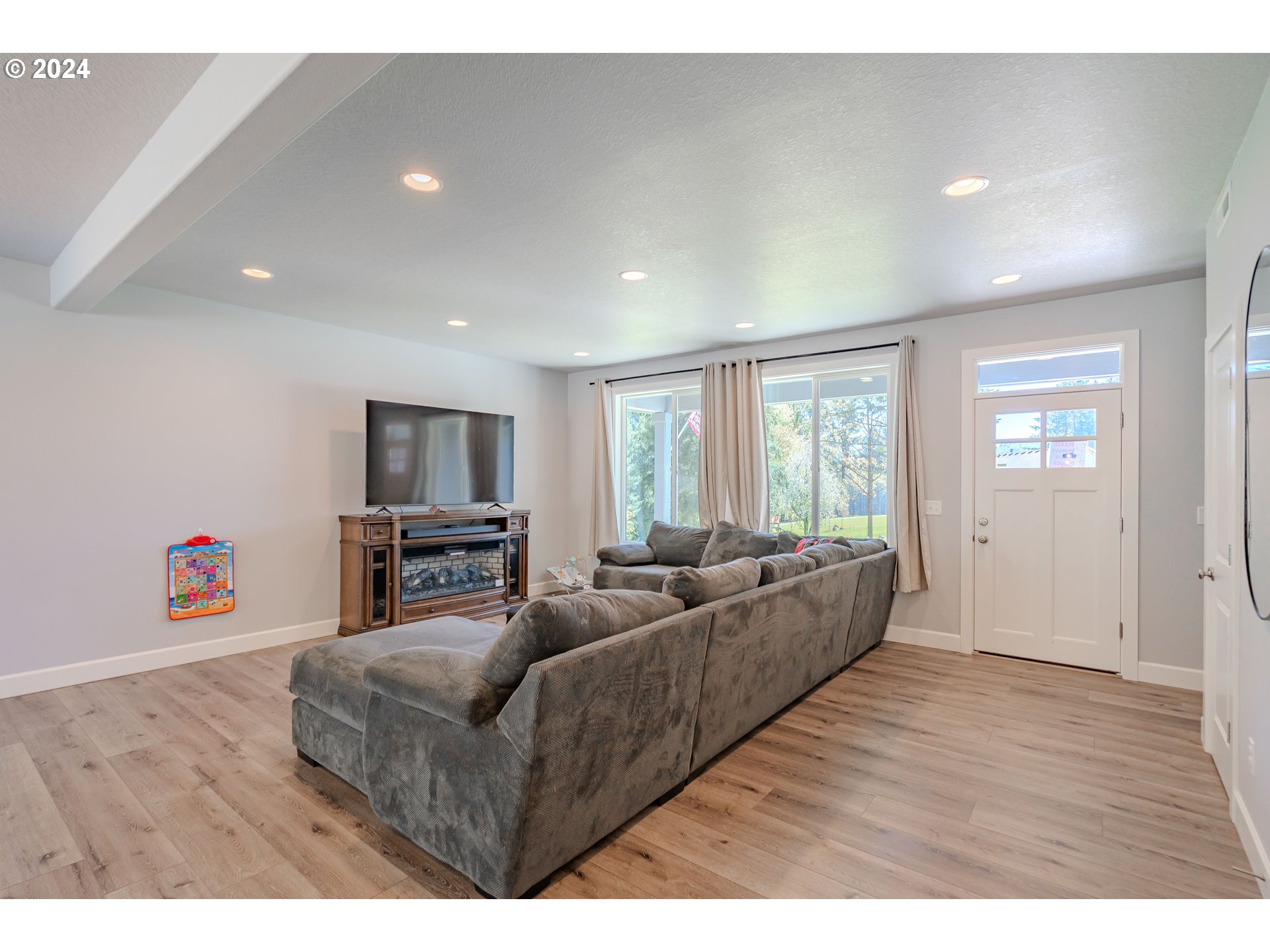344 Raptor Ridge Drive Woodland, WA 98674 - Photo 2 of 47 Gallery Image 2
