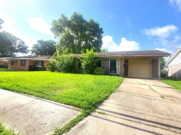 $121,618 | 5514 South Acres Drive, Houston, TX 77048
