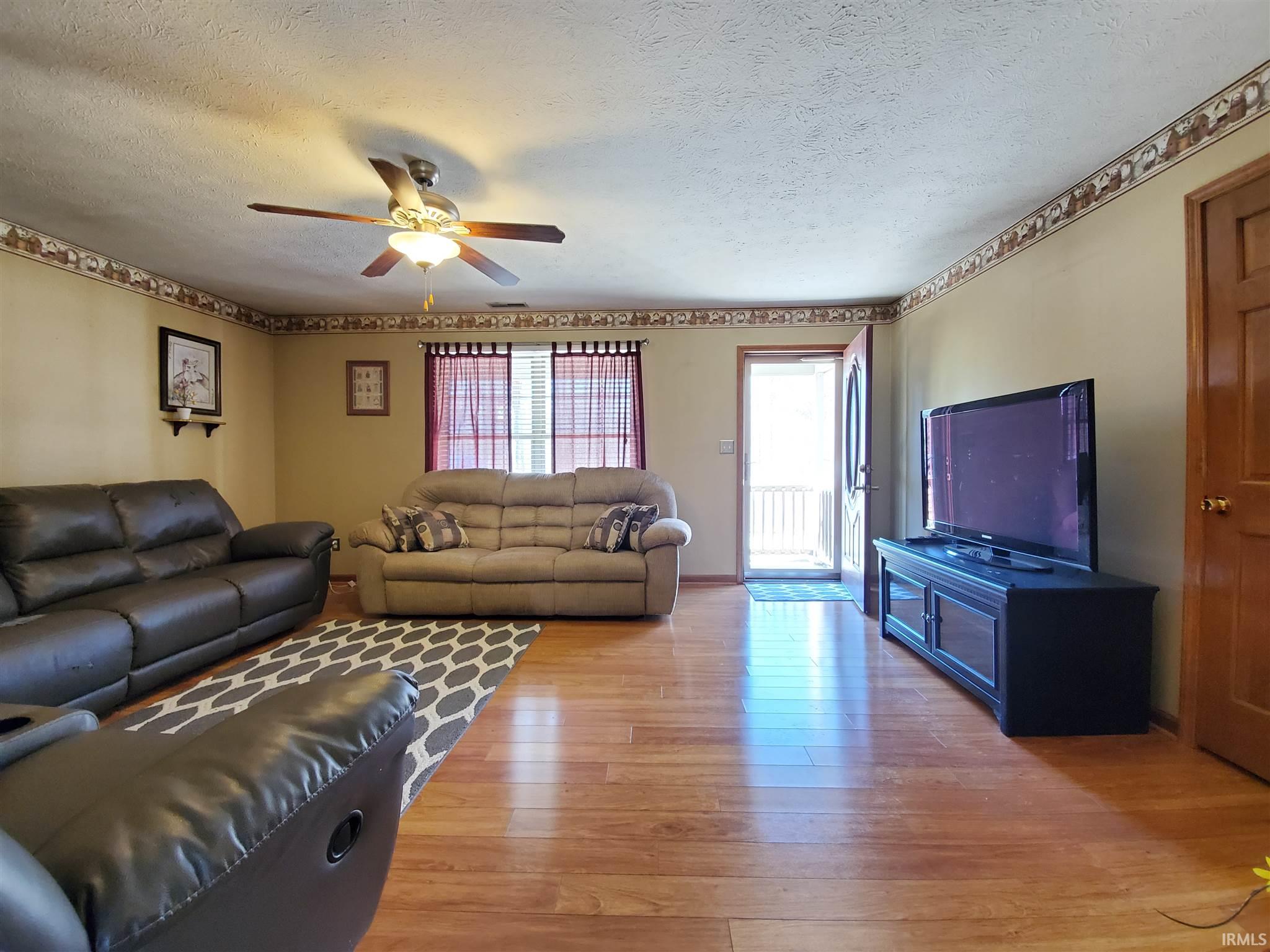 2473 Stonington Road Mitchell, IN 47446 - Photo 4 of 33