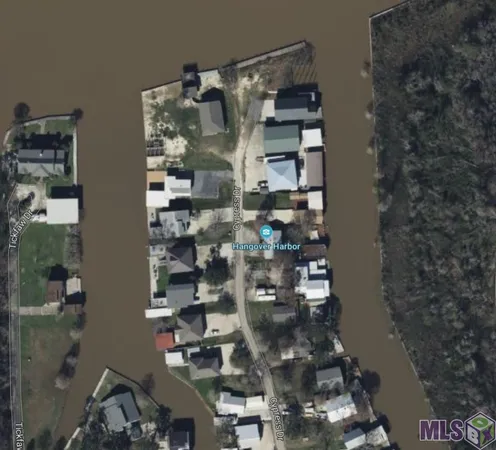 $287,500 | 32625 Cypress Drive, Springfield, LA 70462