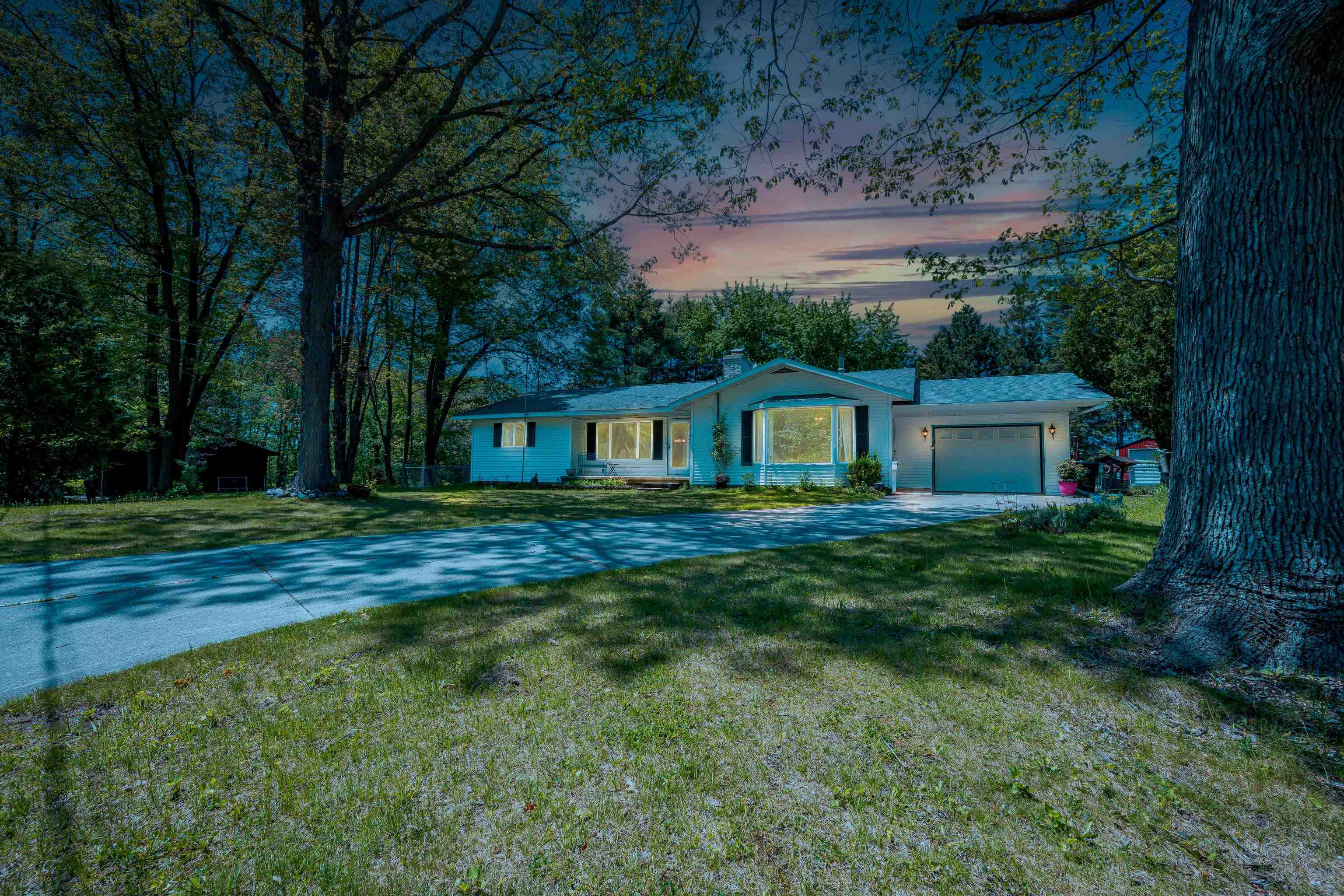 2881 Dean Street Harrison, MI 48625 - Photo 43 of 44