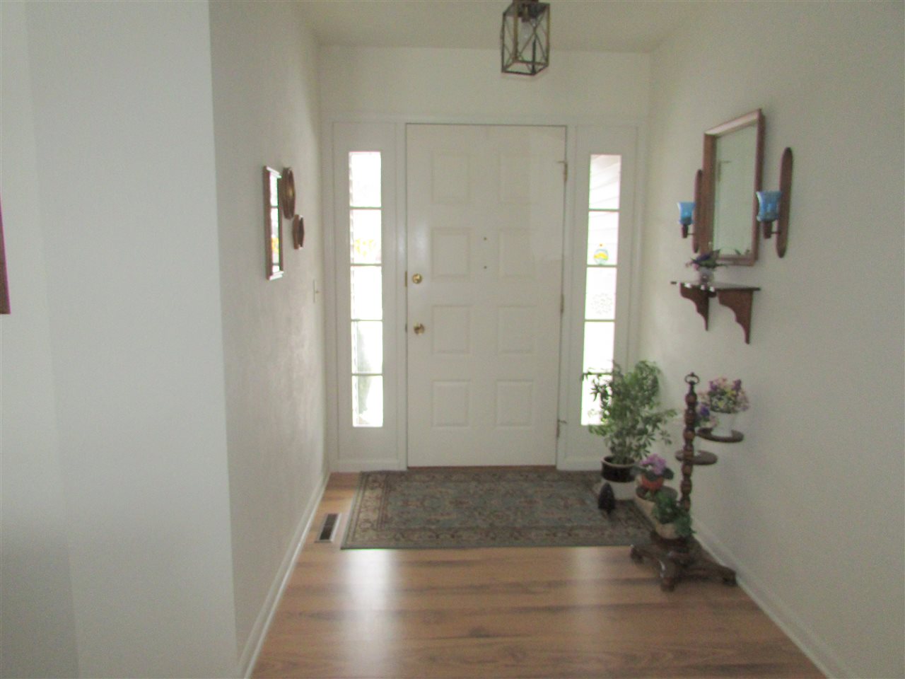 5804 York Road South Bend, IN 46614 - Photo 2 of 24 Gallery Image 2