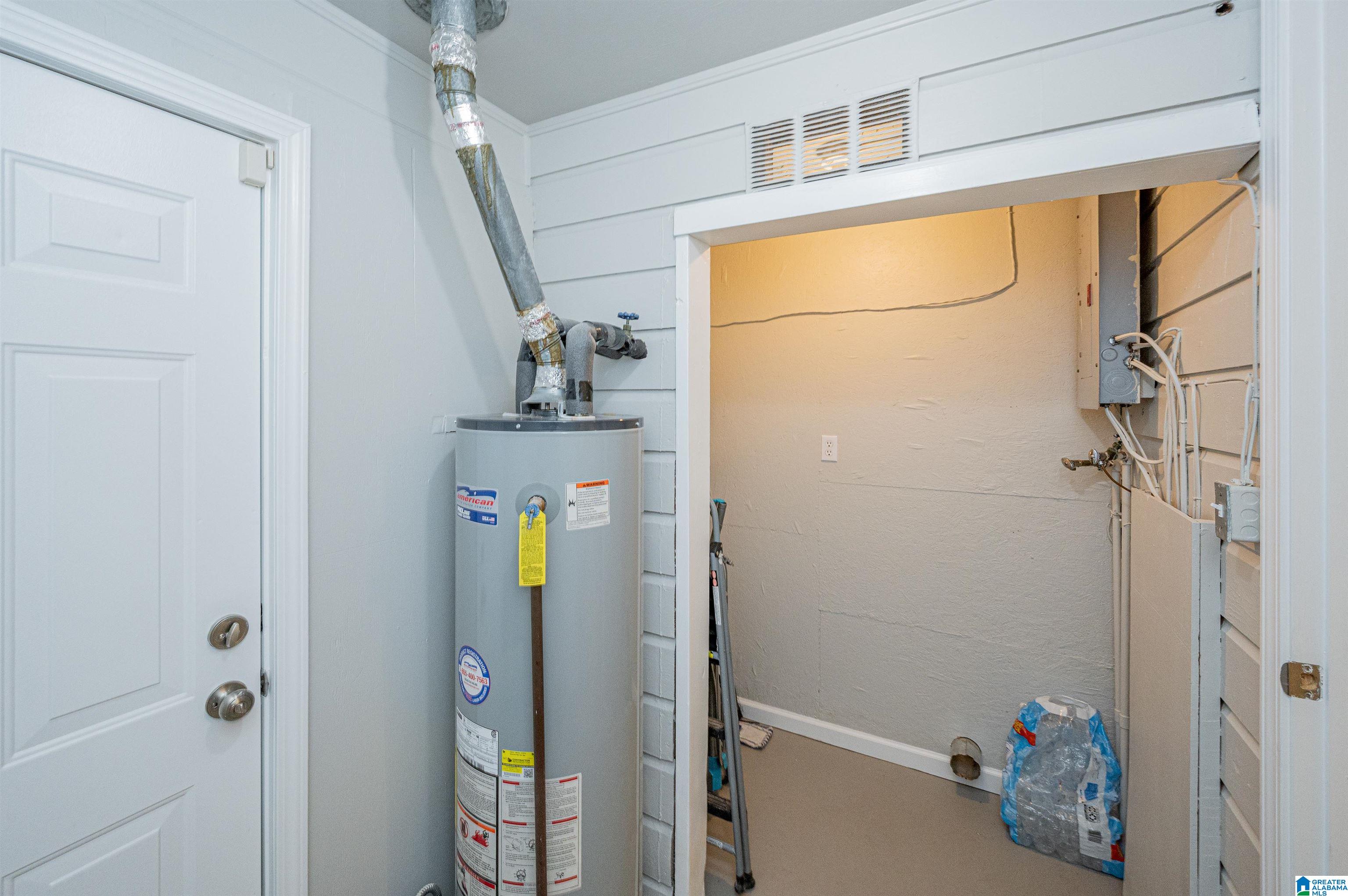 112 Hart Avenue Bessemer, AL 35023 - Photo 17 of 36