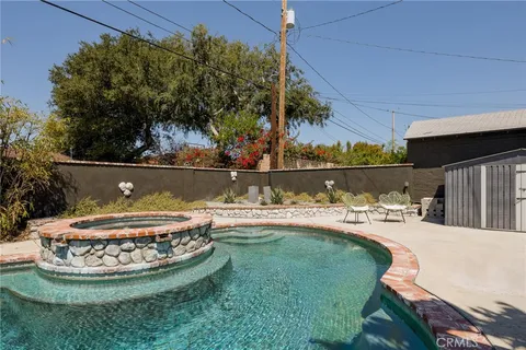 $1,070,000 | 1739 North Niagara Street, Burbank, CA 91505