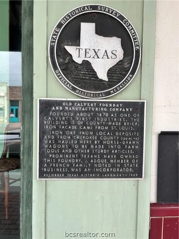 $299,000 | 502 South Main Street Highway, Calvert, TX 77837