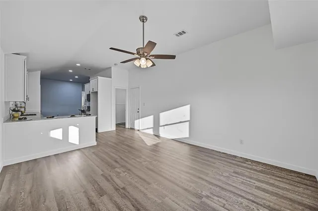 $4,000 | 5000 Highpoint Parkway, Cleburne, TX 76031