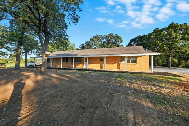 $4,000 | 5000 Highpoint Parkway, Cleburne, TX 76031