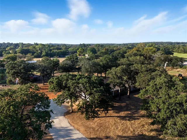 $4,000 | 5000 Highpoint Parkway, Cleburne, TX 76031
