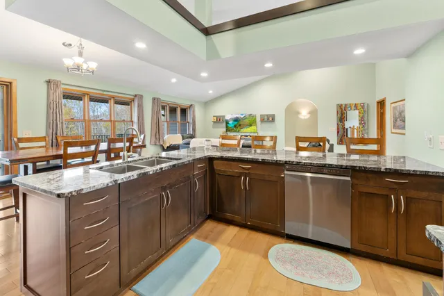 $795,000 | 24291 Hinckley Road, Hinckley, MN 55037