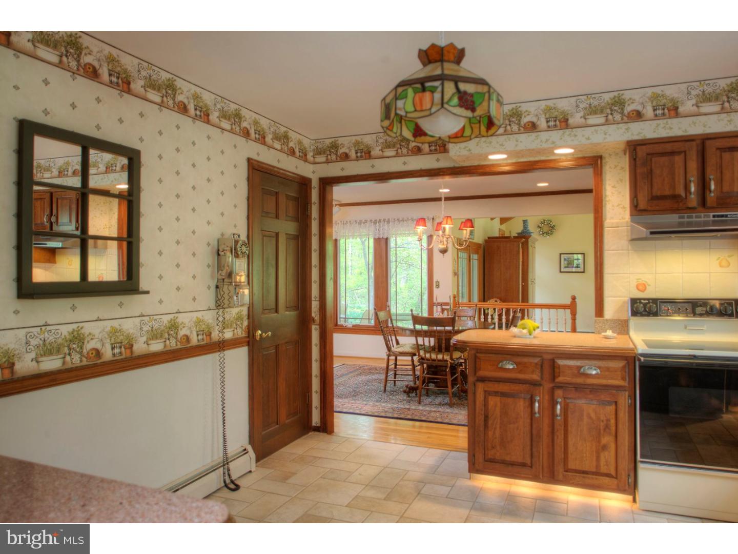 2007 Upper Stump Road Perkasie, PA 18944 - Photo 6 of 28 Gallery Image 6