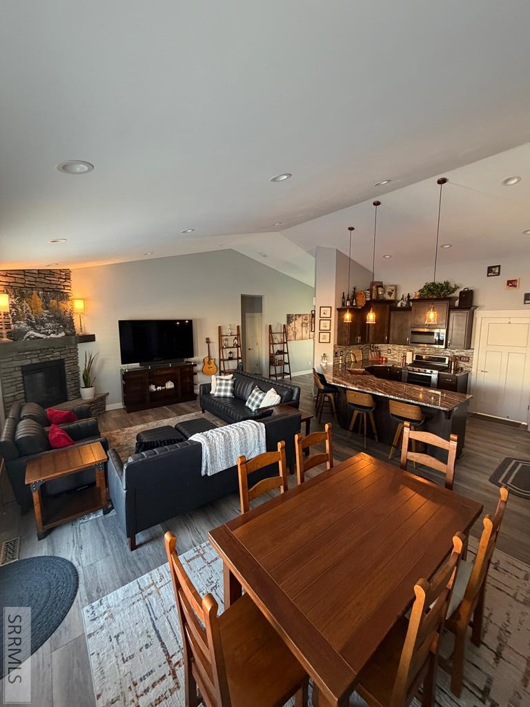 817 Harborside Loop Blackfoot, ID 83221 - Photo 9 of 32