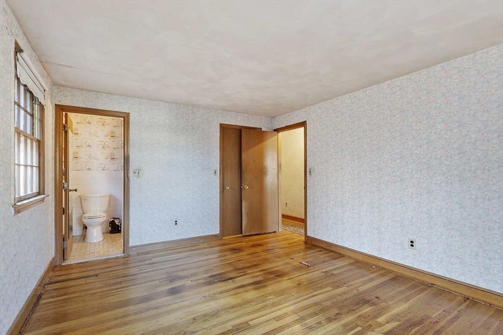 48 Meadowbrook Road Bedford, MA 01730 - Photo 16 of 24