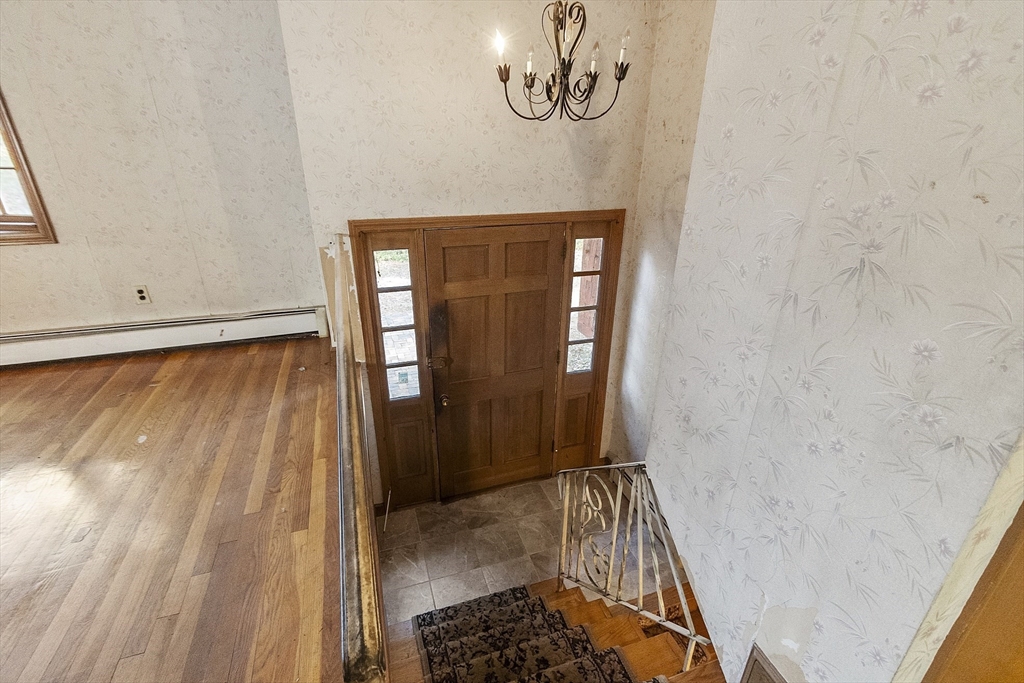 48 Meadowbrook Road Bedford, MA 01730 - Photo 2 of 24