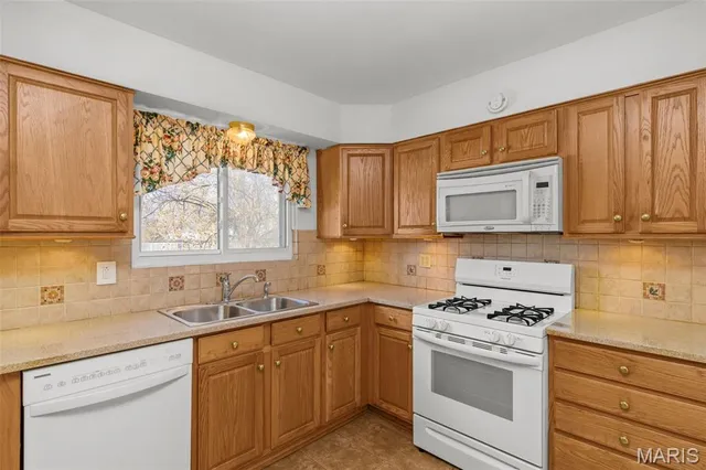 $149,900 | 10409 Gardo Court, St. Louis, MO 63137