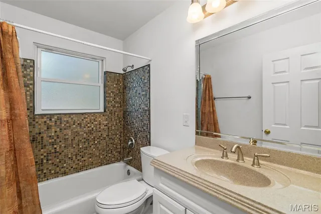 $149,900 | 10409 Gardo Court, St. Louis, MO 63137