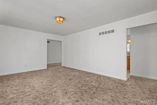 $149,900 | 10409 Gardo Court, St. Louis, MO 63137