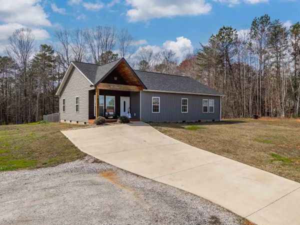 $278,000 | 4249 Buffalo-West Springs Highway, Jonesville, SC 29353