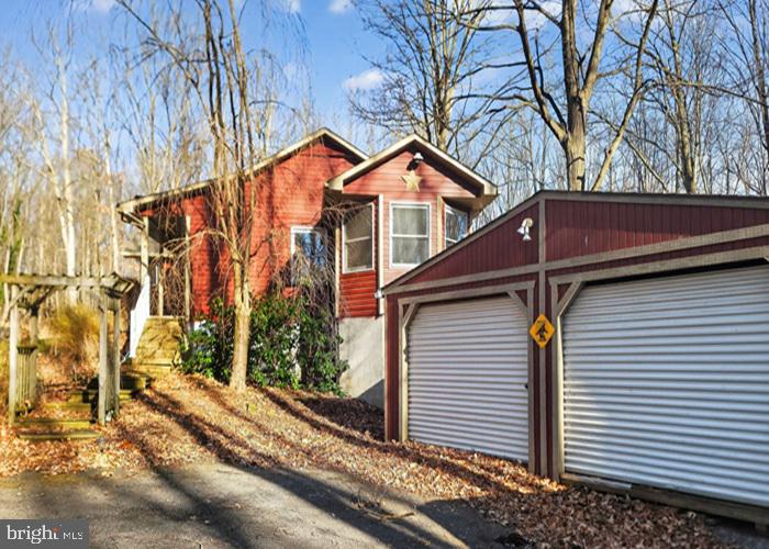 1030 Dogwood Lane Roaring Spring, PA 16673 - Photo 3 of 19