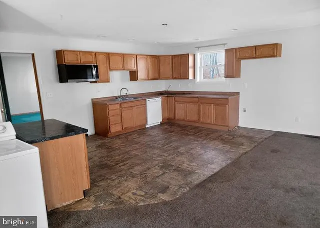 $159,000 | 1030 Dogwood Lane, Roaring Spring, PA 16673