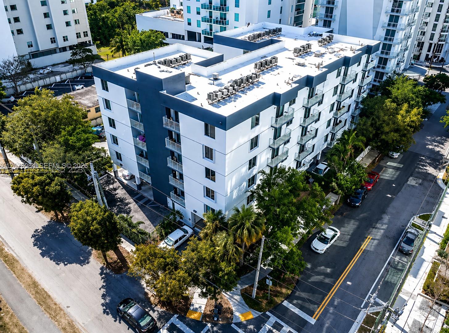 126 Southwest 17th Road, Unit 609 Miami, FL 33129 - Photo 1 of 15 Gallery Image 1